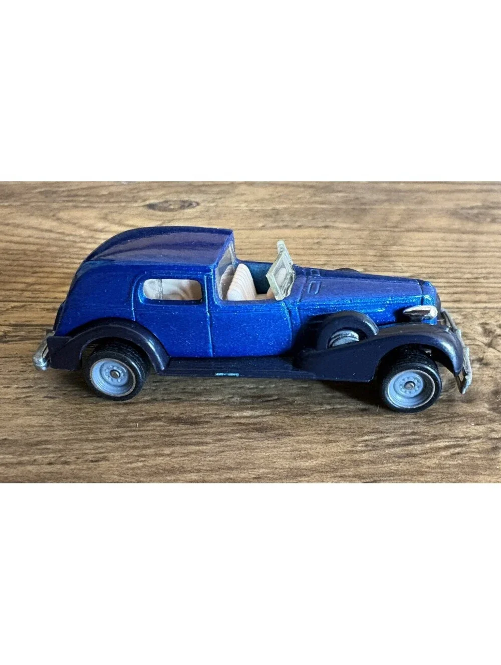 1981 Hot Wheels Vintage '35 Classic Caddy  Cadillac - Whitewalls - Metallic Blue